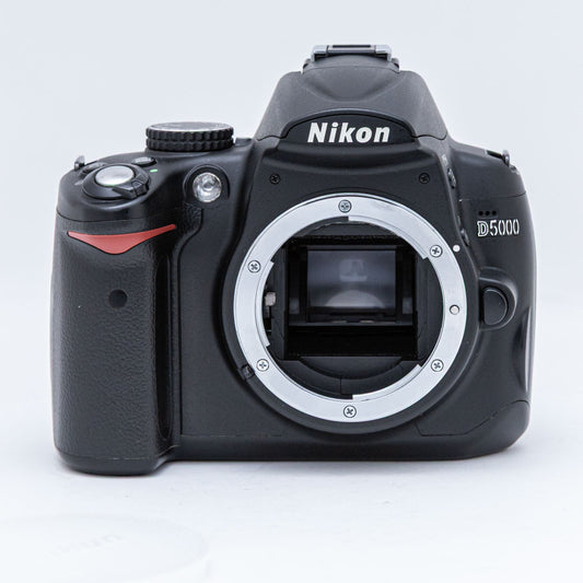 Nikon D5000