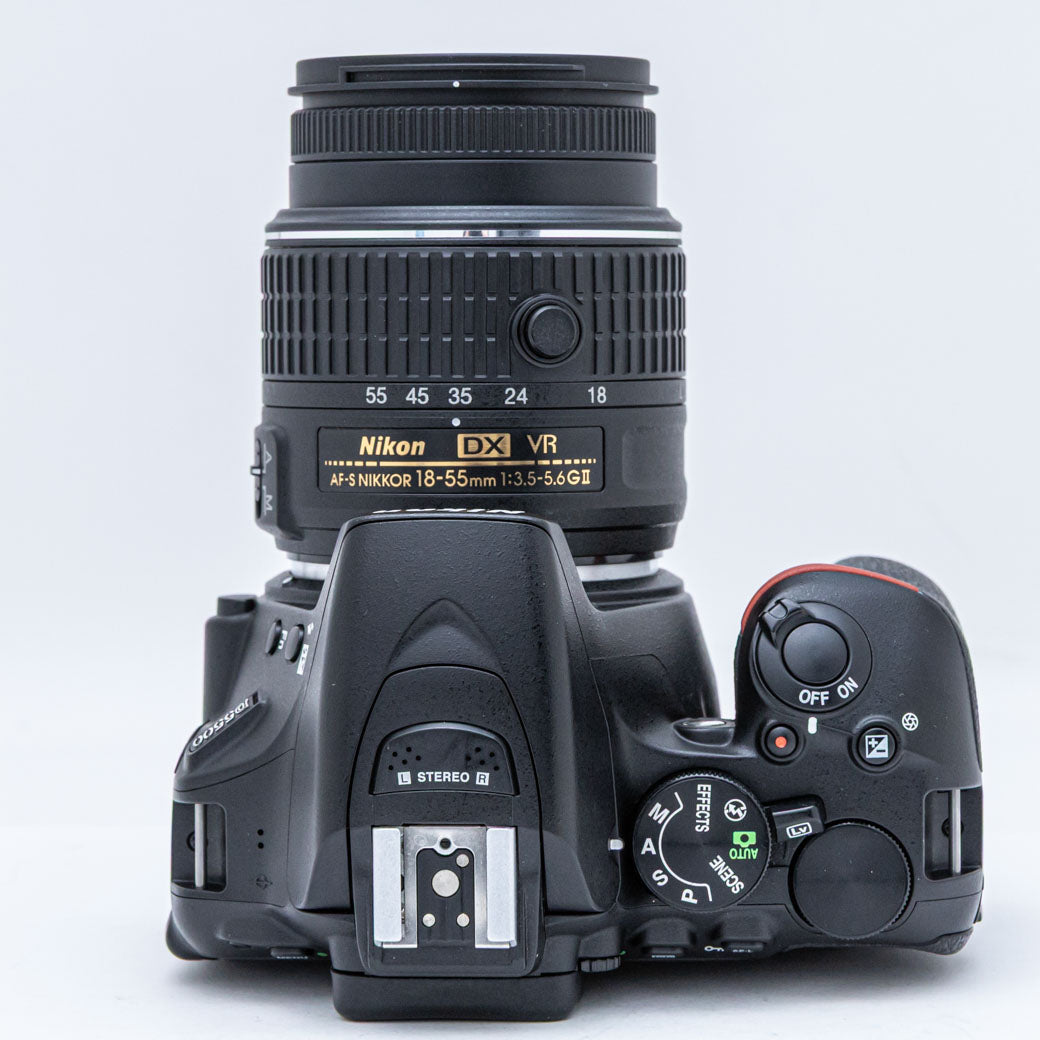 Nikon D5500, AF-S DX 18-55mm F3.5-5.6 G VR II – ねりま中古カメラ