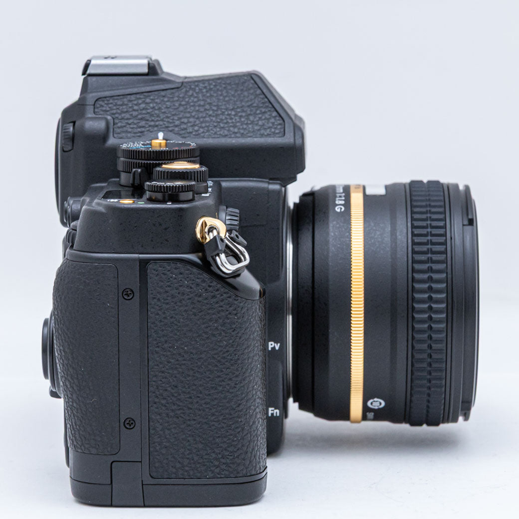 限定 Nikon Df Gold Edition 50mm f1.8レンズキット Nikon Df 50mm F1.8 G Special Gold Edition キット – ねりま中古