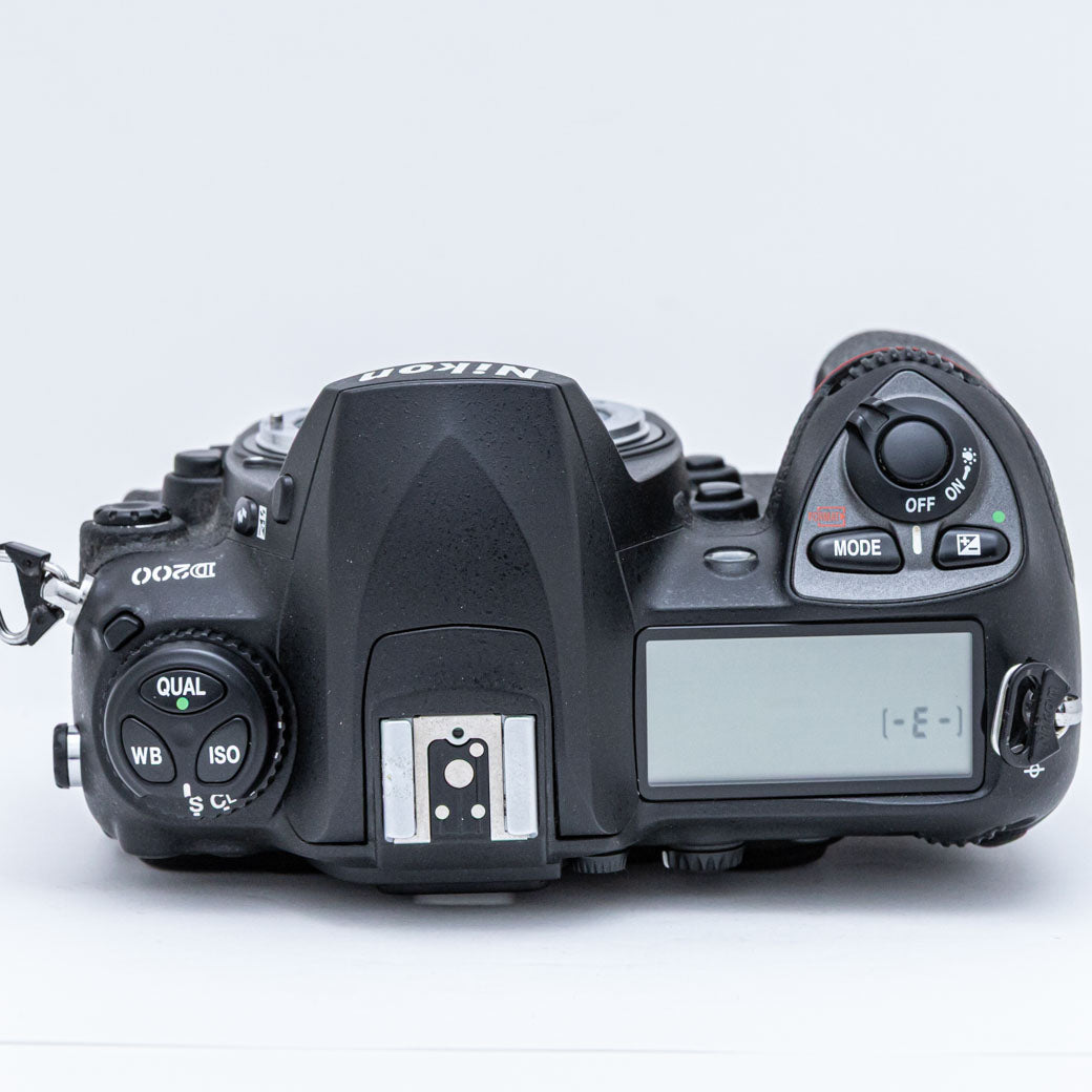 Nikon D200