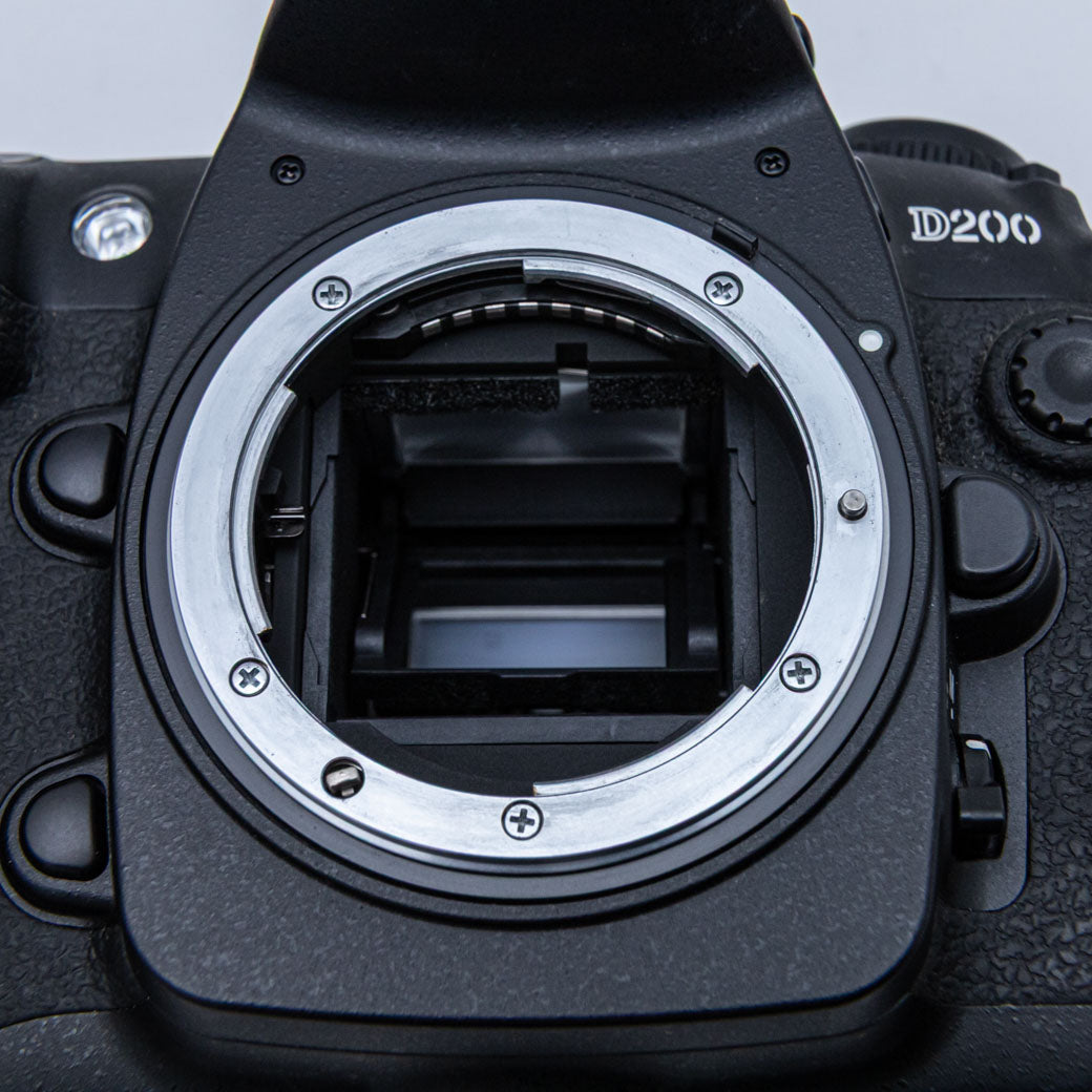 Nikon D200