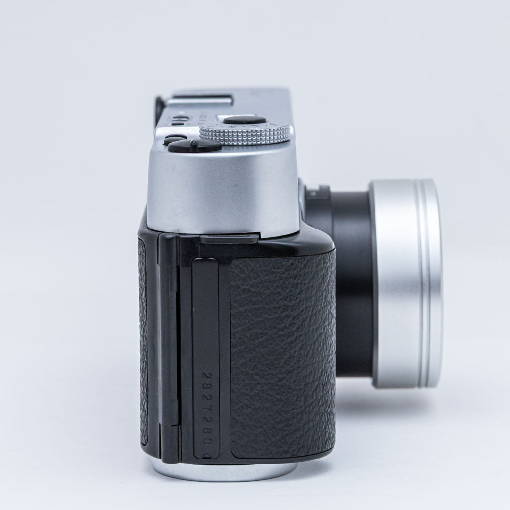 Konica HEXAR Silver – ねりま中古カメラきつね堂