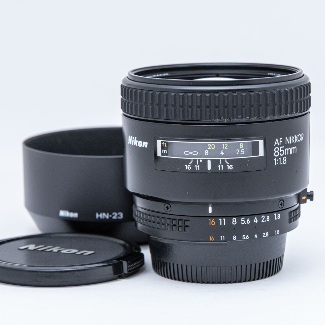 Nikon AF 85mm F1.8