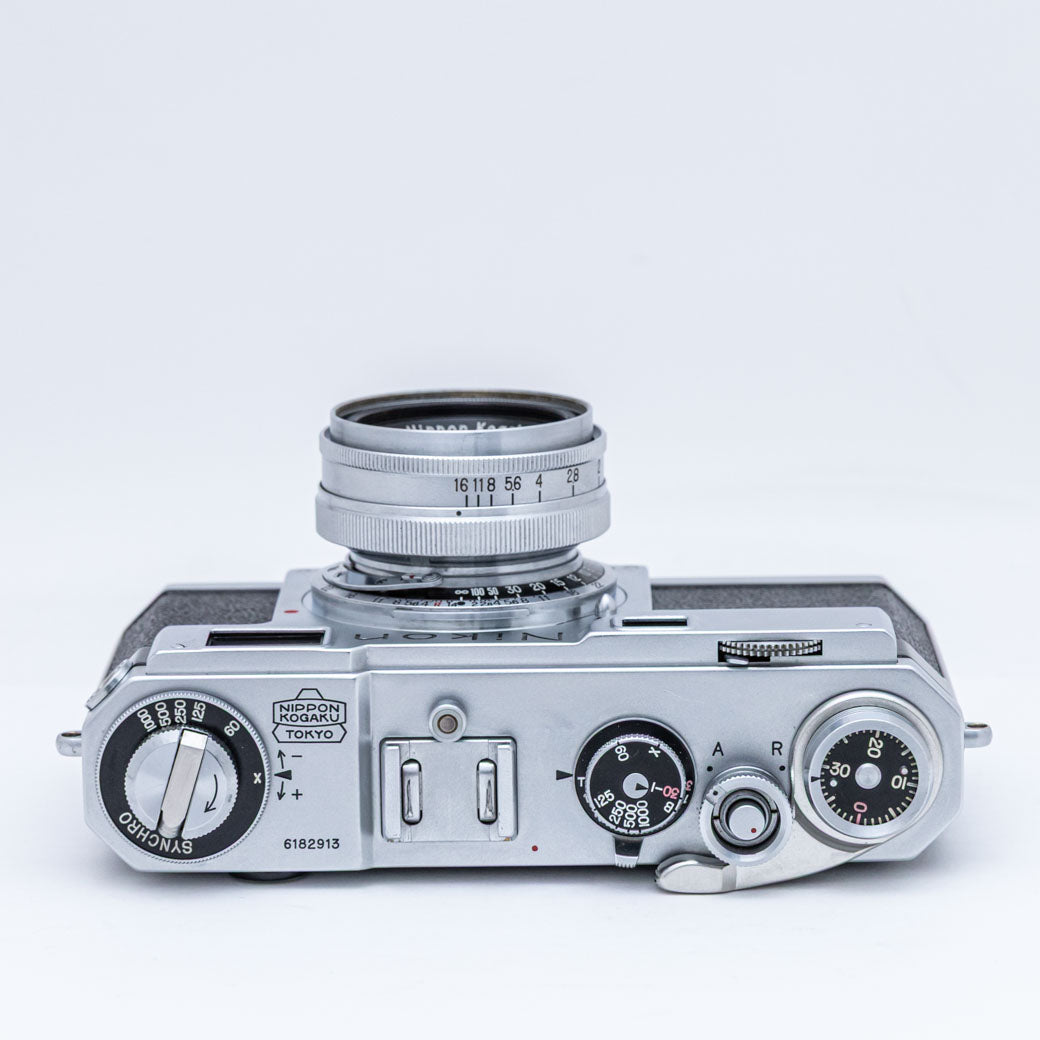 Nikon S2, NIKKOR-H.C 5cm F2