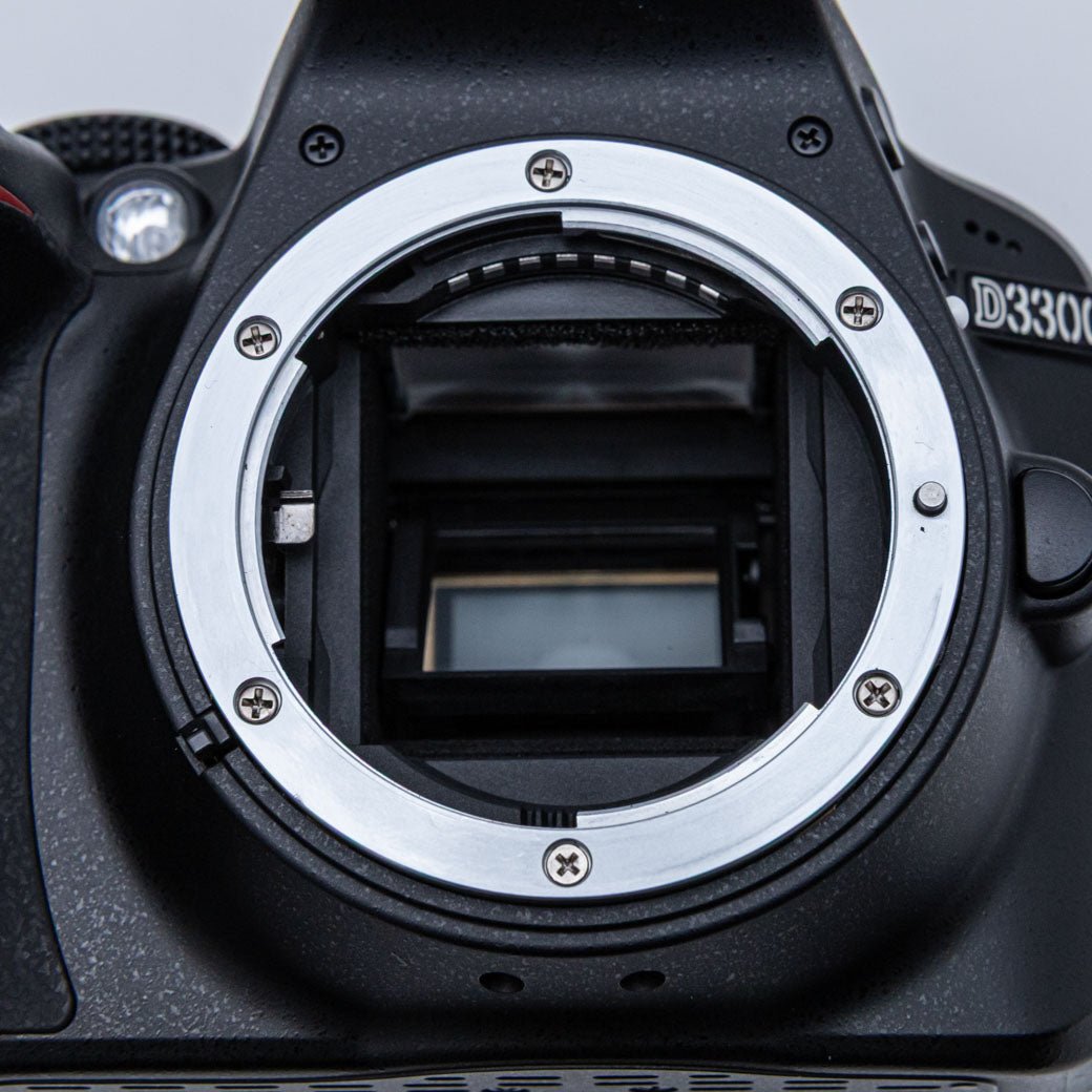 Nikon D3300, AF-S DX 18-55mm F3.5-5.6 G VR II – ねりま中古カメラ
