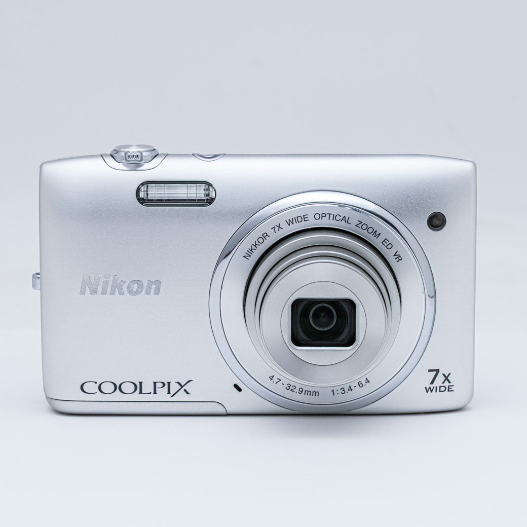 Nikon COOLPIX S3500 シルバー – ねりま中古カメラきつね堂