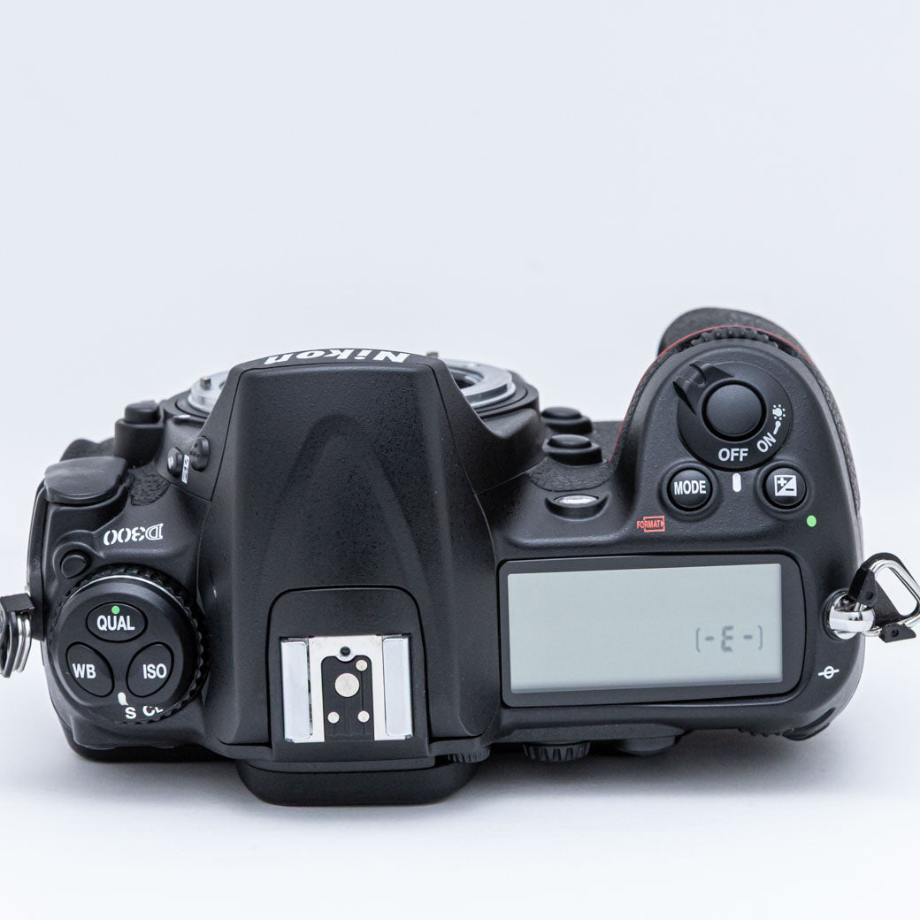デジタルカメラ Nikon D300 C0163 Nikon D300 – ねりま中古カメラきつね堂