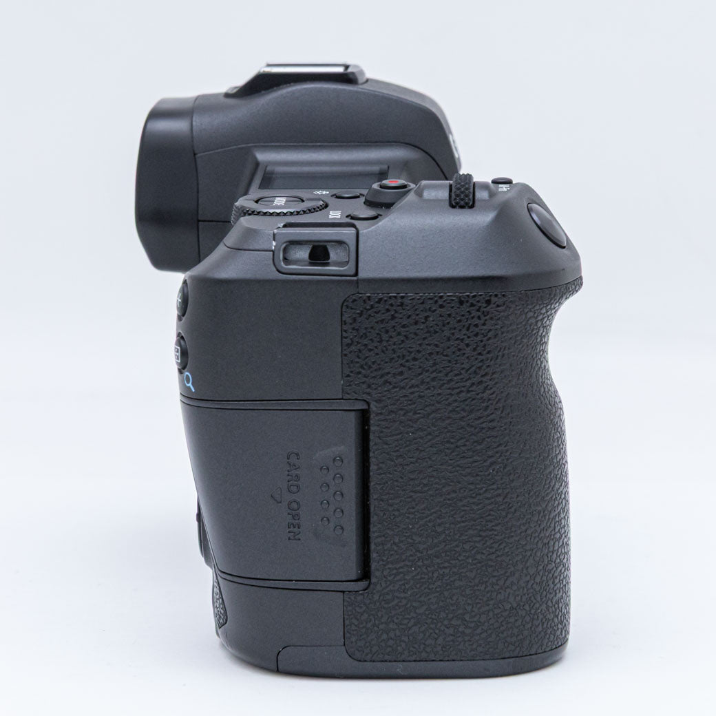 Canon EOS R + BG-E22