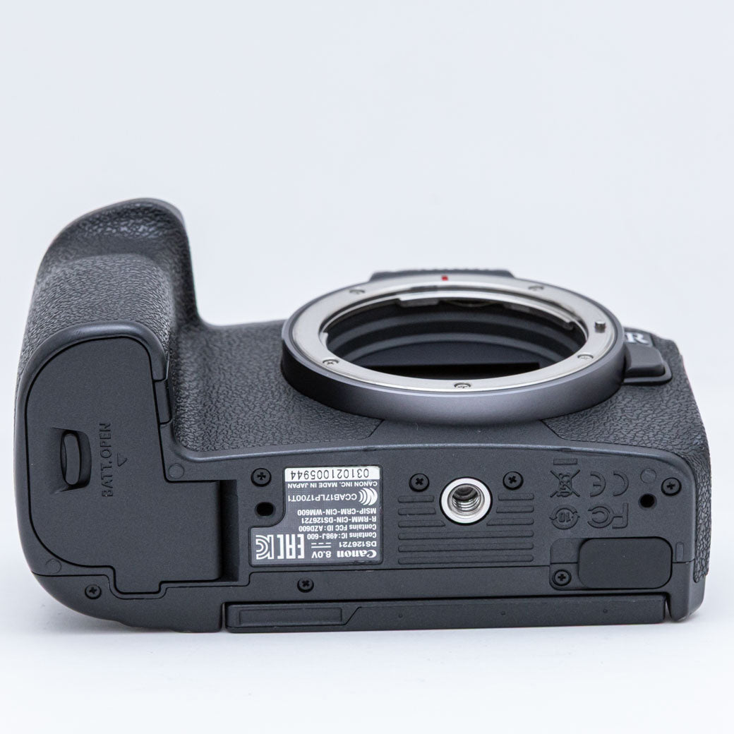 Canon EOS R + BG-E22
