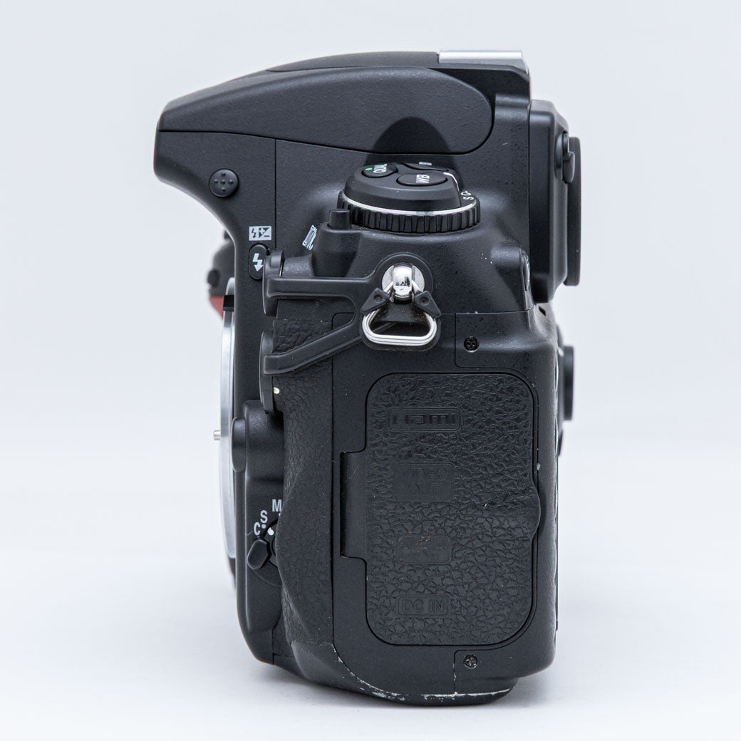 Nikon D700 – ねりま中古カメラきつね堂