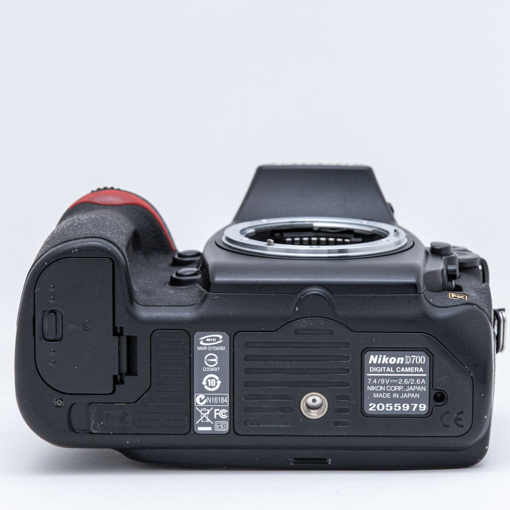 Nikon D700 – ねりま中古カメラきつね堂