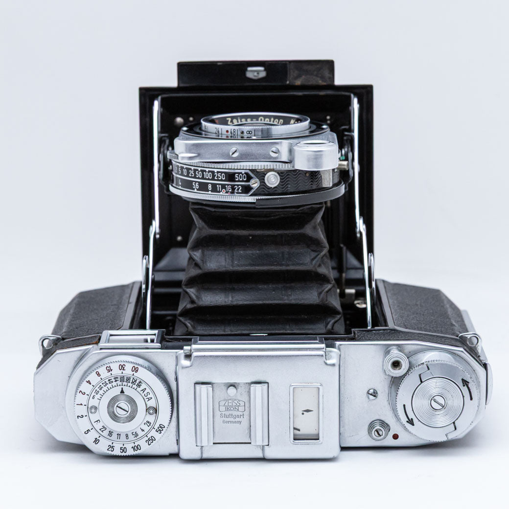 Zeiss Ikon ユニバーサルスーパーシックスV型 (Super Ikonta 533/16