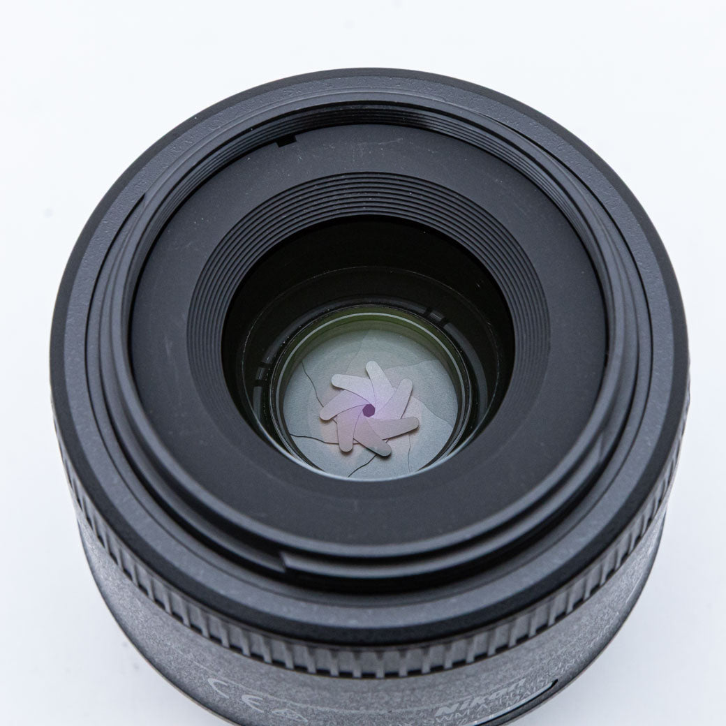 Nikon AF-S DX 35mm F1.8 G