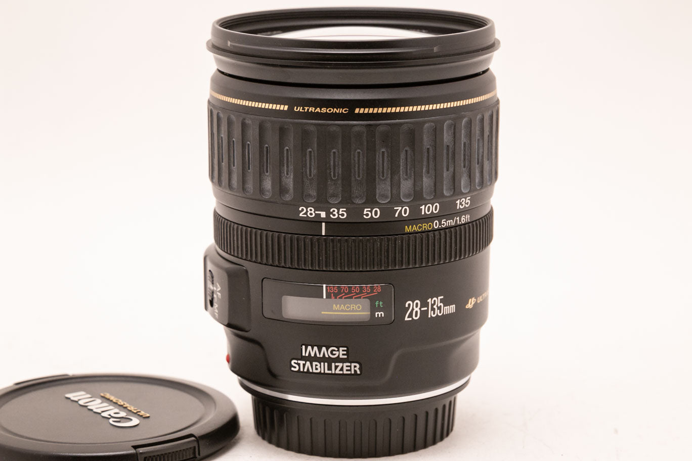 Canon EF 28-135mm F3.5-5.6 IS USM