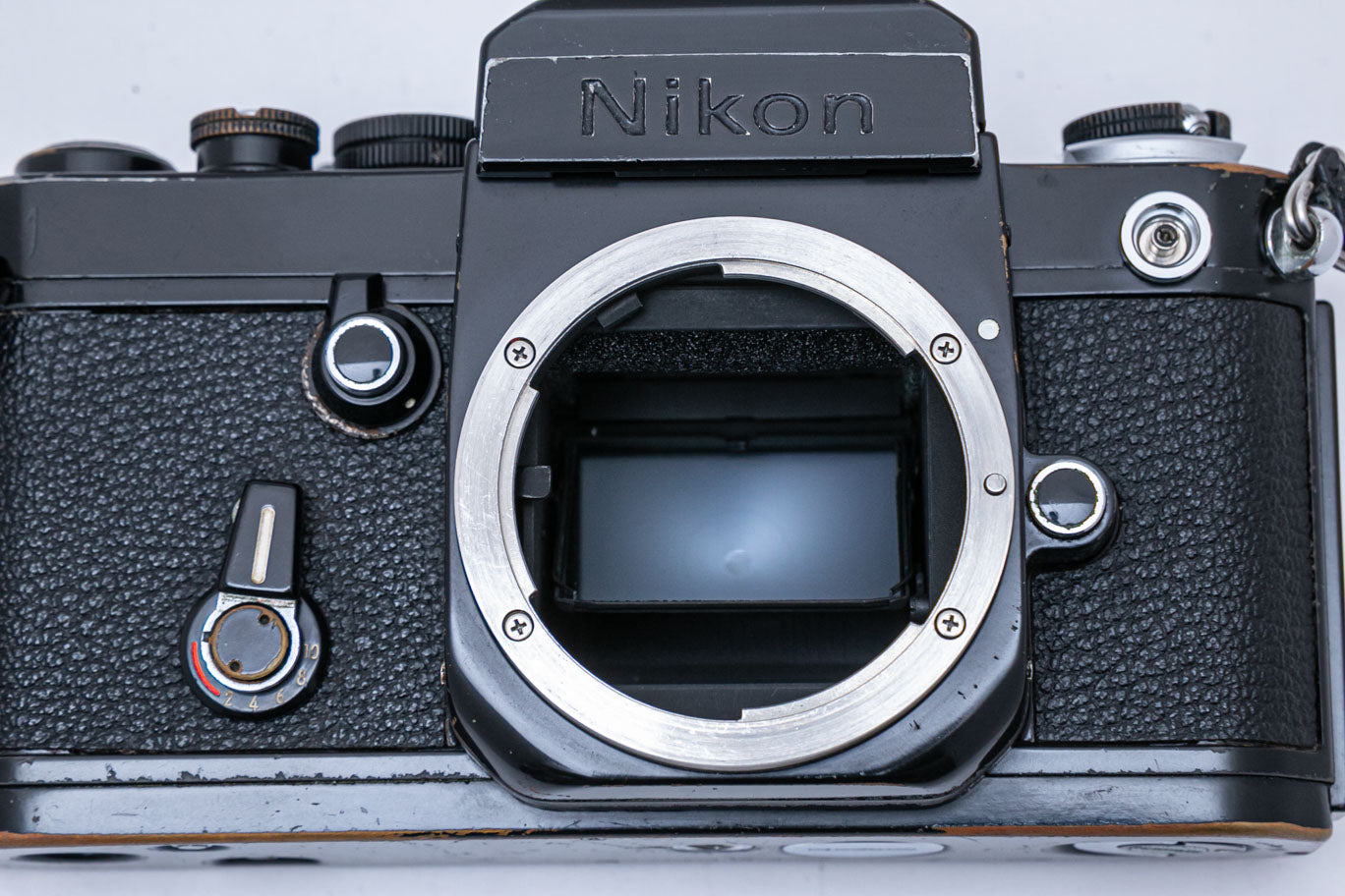 実写済　Nikon　F2 アイレベル　黒　新品電池フィルム付アダプター